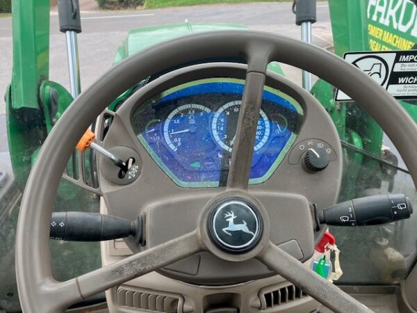 Трактор John Deere 6125R (2013)