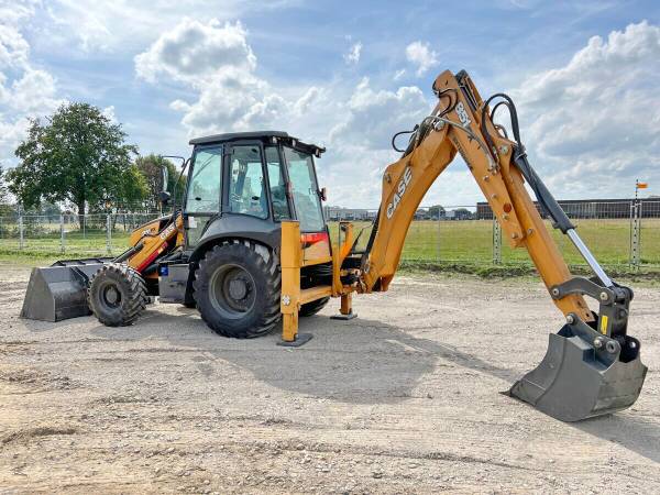 Екскаватор Case 851FX (2023)