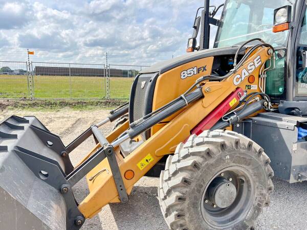 Екскаватор Case 851FX (2023)