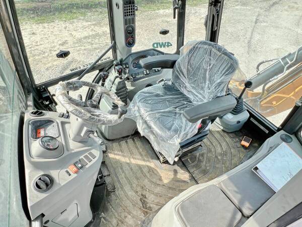 Екскаватор Case 851FX (2023)