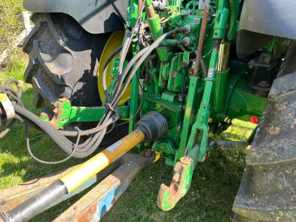 Трактор John Deere 6534 (2011)