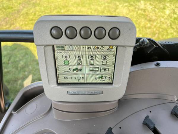Трактор John Deere 6534 (2011)