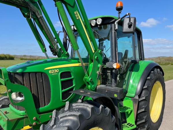 Трактор John Deere 6230 (2008)