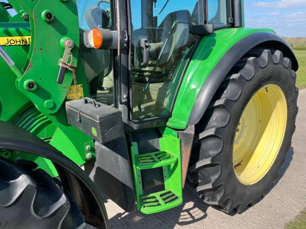 Трактор John Deere 6230 (2008)