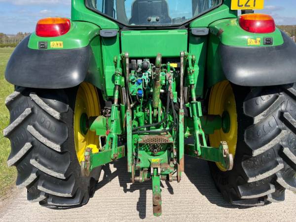 Трактор John Deere 6230 (2008)