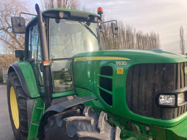 Трактор John Deere 6630 (2012)
