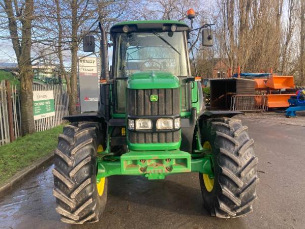 Трактор John Deere 6630 (2012)