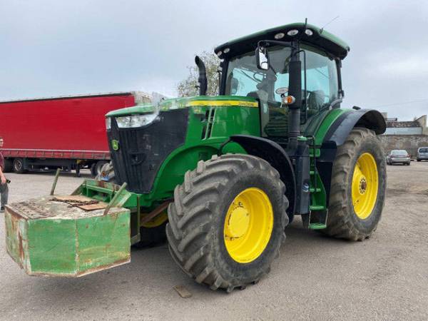 Трактор John Deere 7310R (2014)