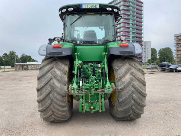 Трактор John Deere 7310R (2014)