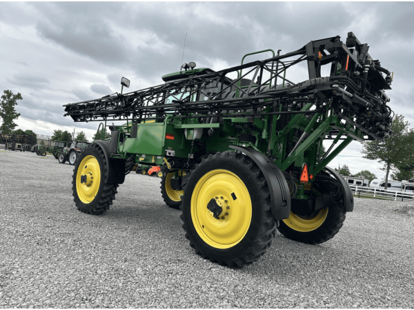 Самохідний обприскувач John Deere 4730 (2012)