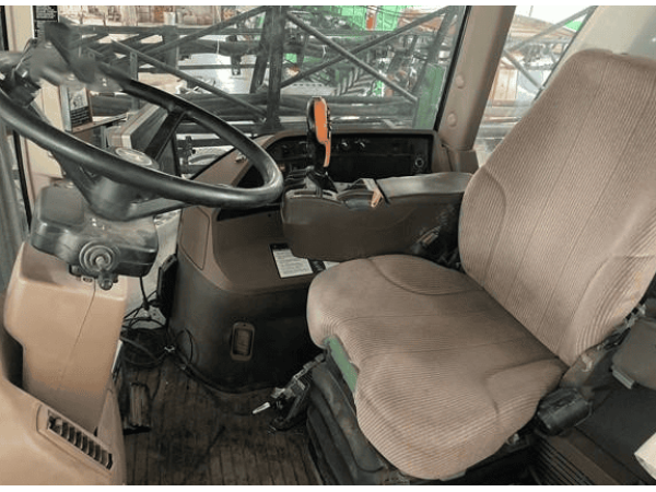 Обприскувач John Deere 4830 (2011)