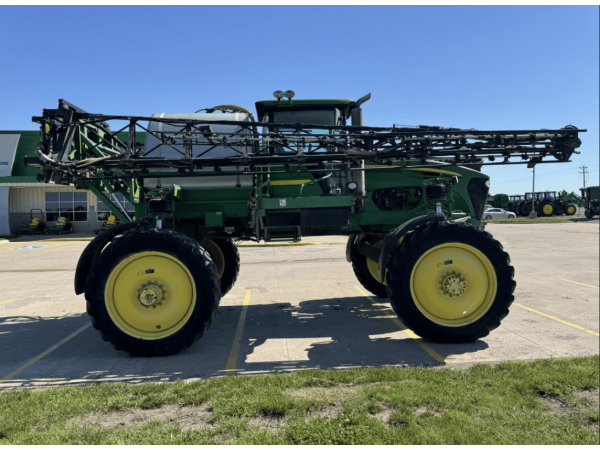Обприскувач John Deere 4830 (2009)