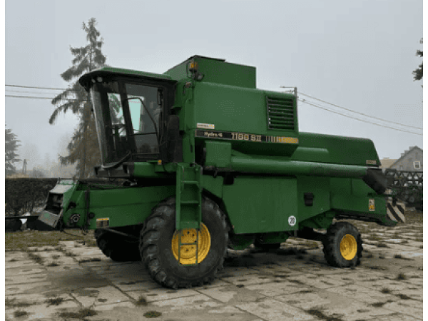 Комбайн John Deere 1188 (1990)