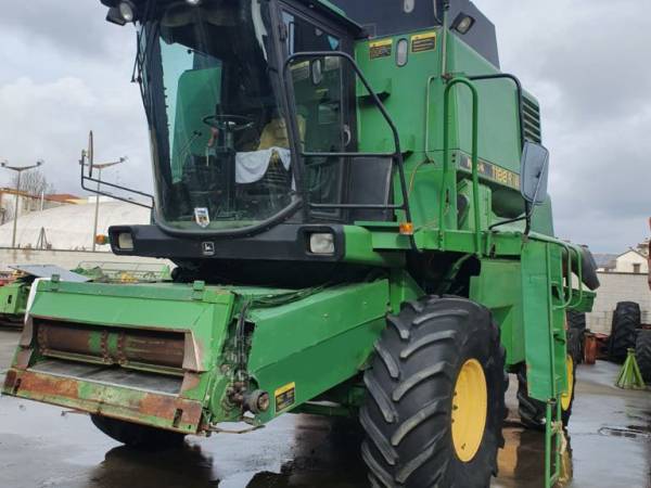 Комбайн John Deere 1188 (1992)