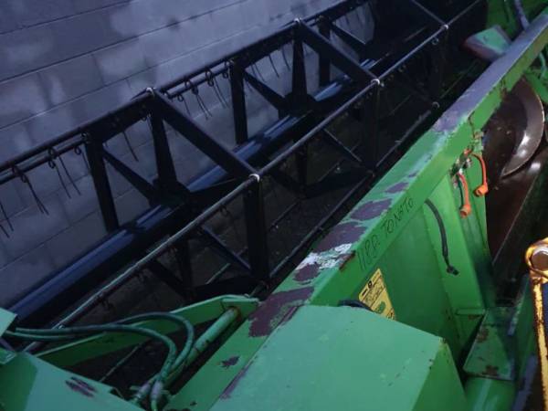 Комбайн John Deere 1188 (1992)