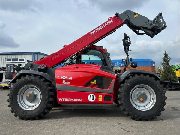 Навантажувач Weidemann T7042 (2023)