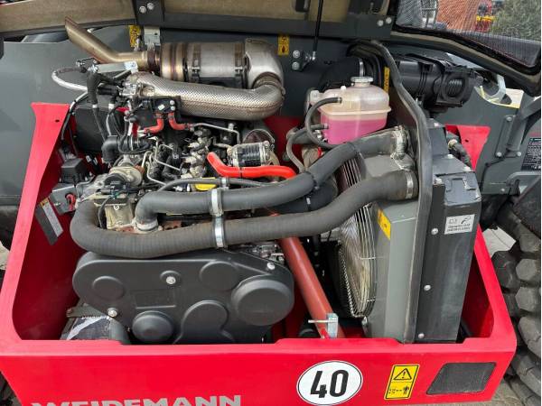 Навантажувач Weidemann T7042 (2023)