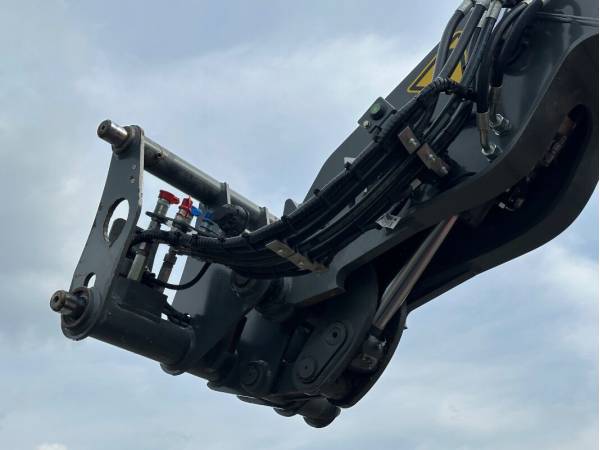 Навантажувач Weidemann T7042 (2023)