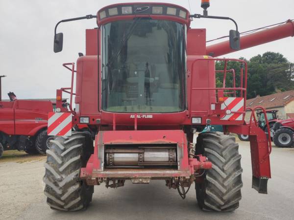Комбайн Case IH 2388 (2001)