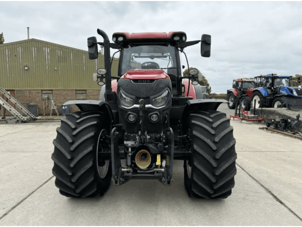Трактор Case IH Puma 240 (2023)