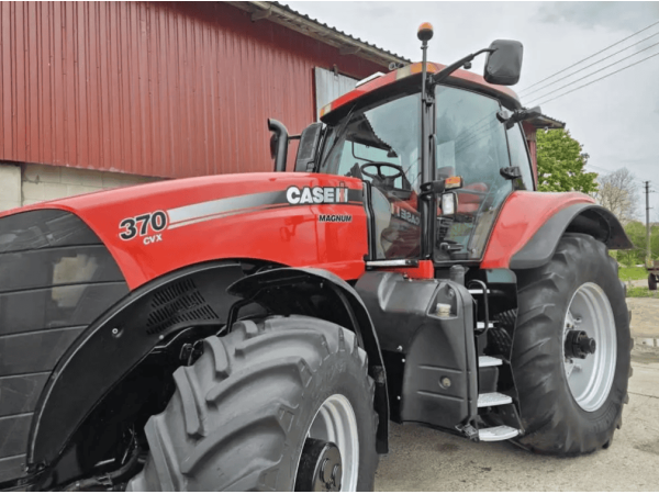 Трактор Case IH Magnum 370 (2016)