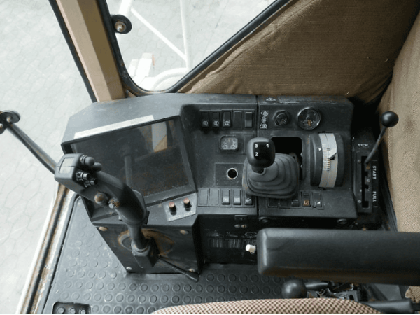 Комбайн Claas Dominator 98 SL (1987)