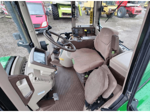 Трактор John Deere 6620 (2005)