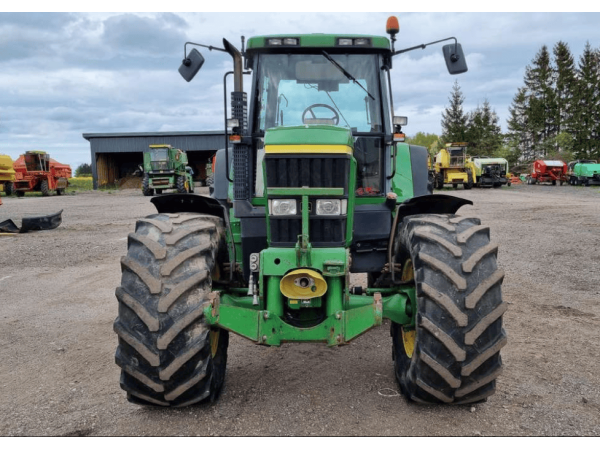 Трактор John Deere 7710 (2000)