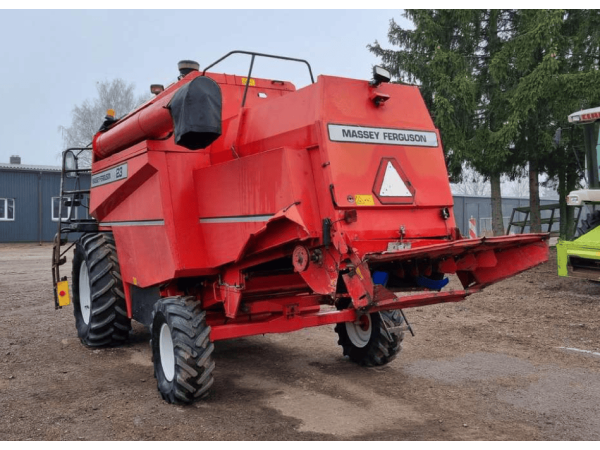 Комбайн Massey Ferguson 23 (1997)