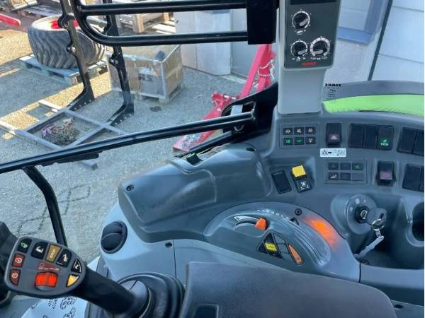 Трактор Claas Arion 460 (2018)