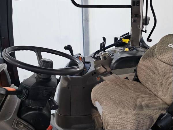 Трактор Case IH MAXXUM 115 (2015)