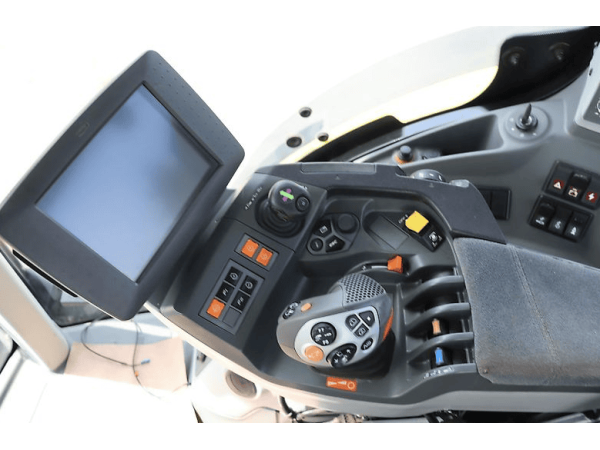 Трактор Claas Axion 850 (2016)