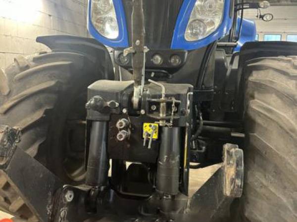 Трактор New Holland T8.390 (2013)