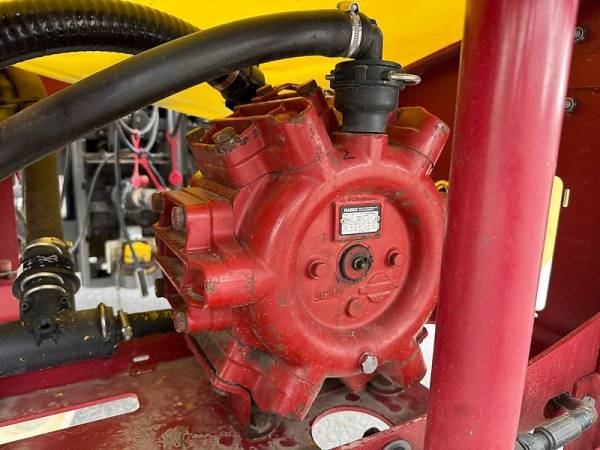 Навісний обприскувач Hardi Master plus (2013)