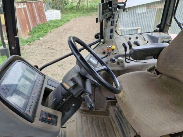Трактор Case IH MXM 130 (2004)
