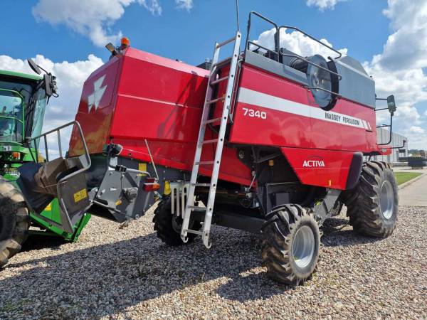 Комбайн Massey Ferguson Activia 7340 (2016)