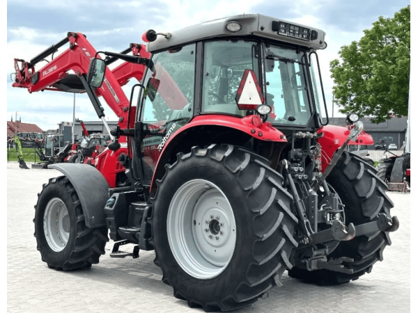 Трактор Massey Ferguson 5711 SL (2017)