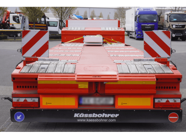 Низькорамний напівпричіп Kassbohrer LB3E (2025)