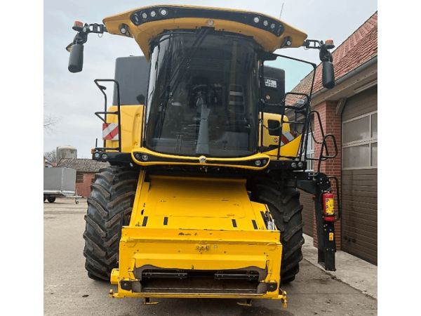 Комбайн New Holland CX 8.85 (2016)