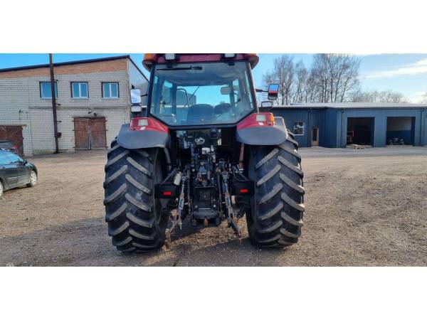 Трактор Case IH MXM 140 (2003)