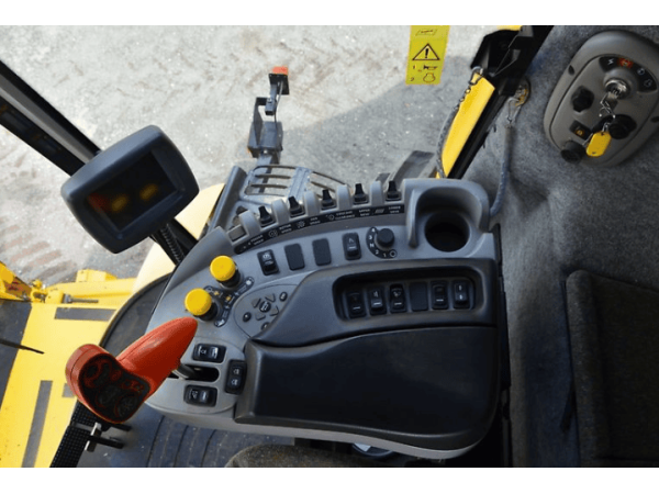 Комбайн New Holland CX 860 (2004)
