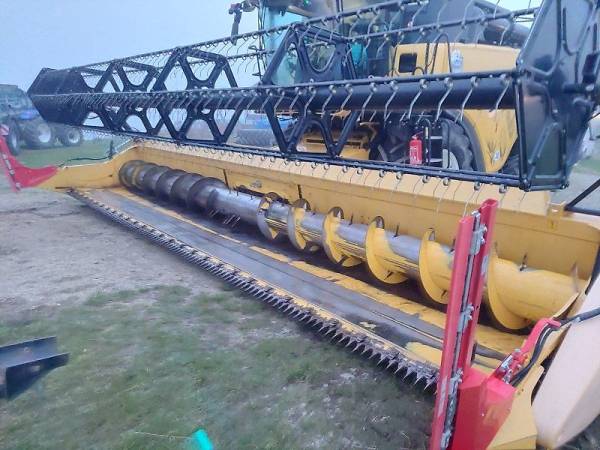 Комбайн New Holland CR 9.80 (2015)