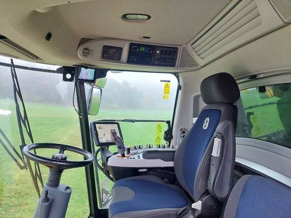 Комбайн New Holland CR 9.80 (2015)