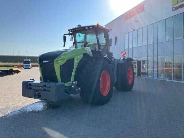 Трактор Claas Xerion 5000 (2016)
