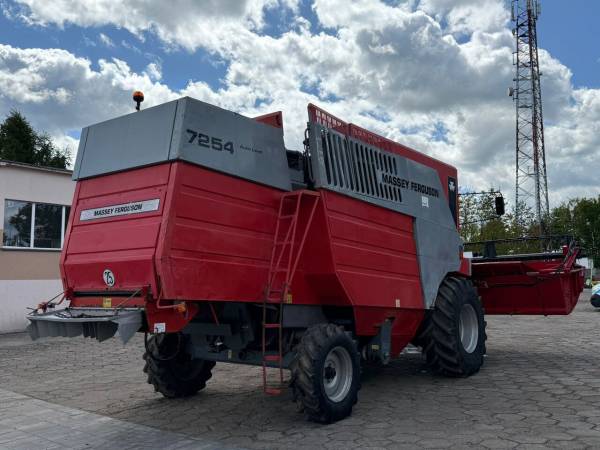 Комбайн Massey Ferguson 7254 (2001)