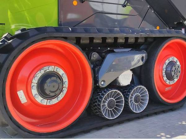 Комбайн Claas Lexion 8700TT (2022)