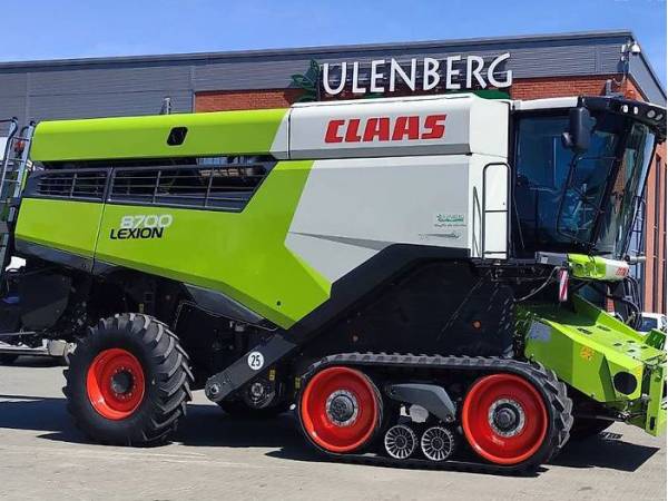 Комбайн Claas Lexion 8700TT (2022)