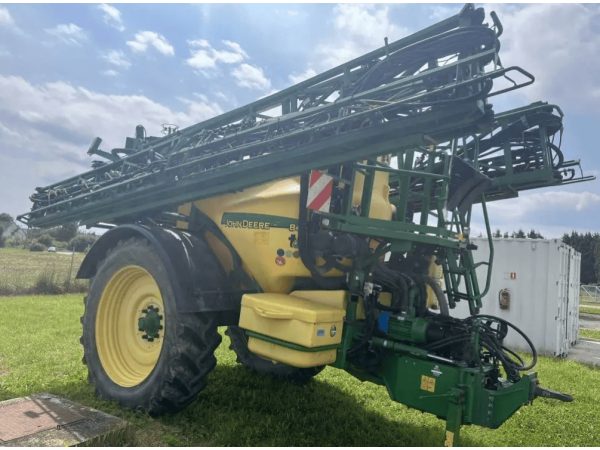Причіпний обприскувач John Deere 840i (2008)