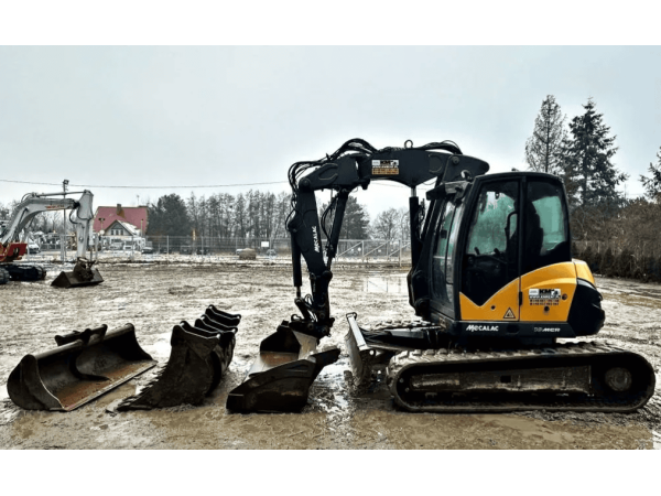 Міні-екскаватор Mecalac 10 MCR (2015)