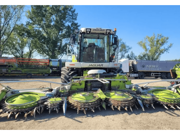 Кормозбиральний комбайн Claas Jaguar 870 (2006)